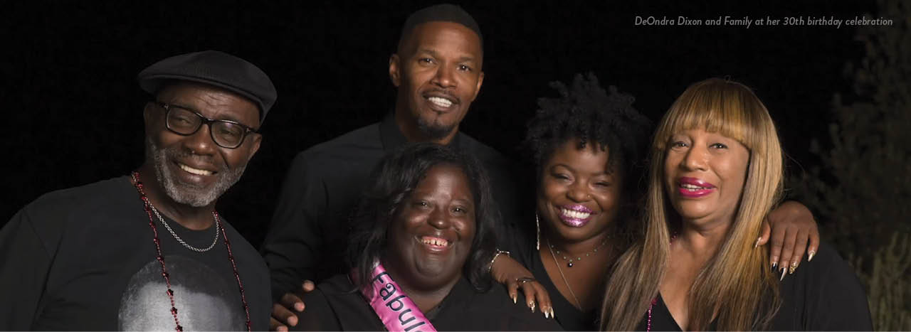 DeOndra Dixon Family Photo with Jamie Fox