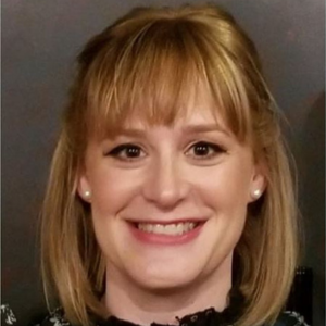 Katie Frank Headshot- 300x300